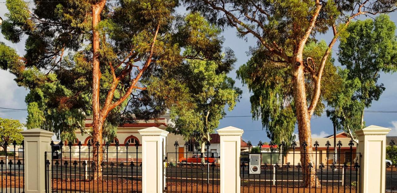 Allora House Kalgoorlie Esterno foto